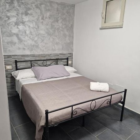 Caterina Apartment Naples Luaran gambar